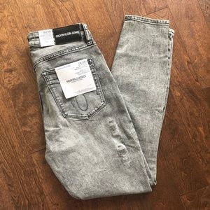Calvin Klein Modern Classics High Rise Skinny Jean